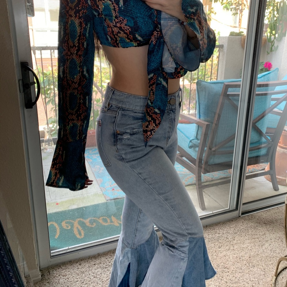 Jeans - Picture 2 of 3